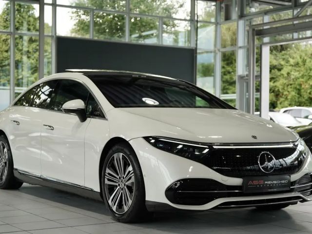 Mercedes-Benz EQS