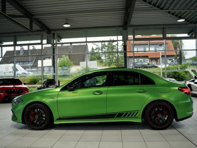 Mercedes-Benz A 35 AMG