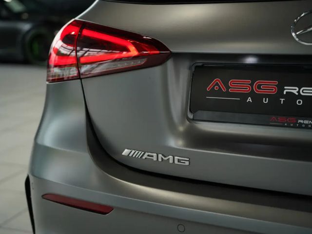 Mercedes-Benz A 45 AMG