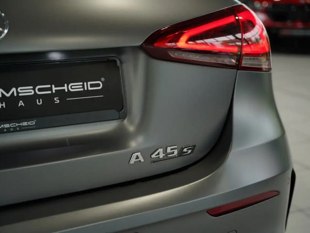 Mercedes-Benz A 45 AMG