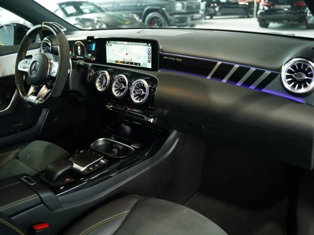 Mercedes-Benz A 45 AMG