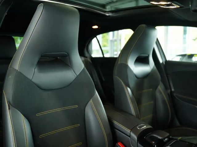 Mercedes-Benz A 45 AMG