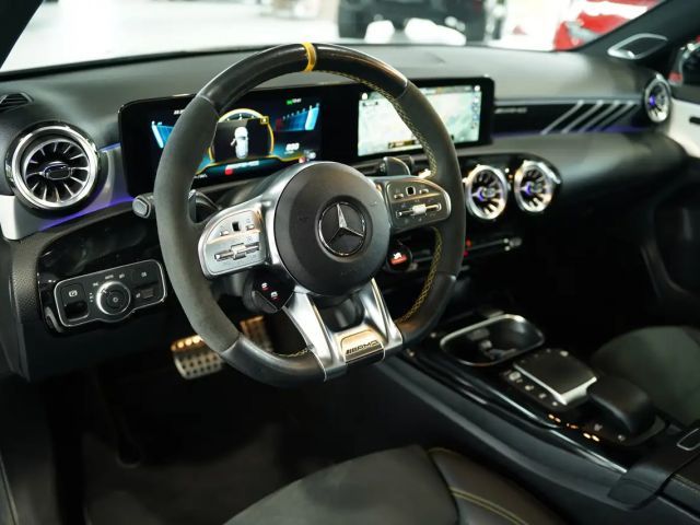 Mercedes-Benz A 45 AMG