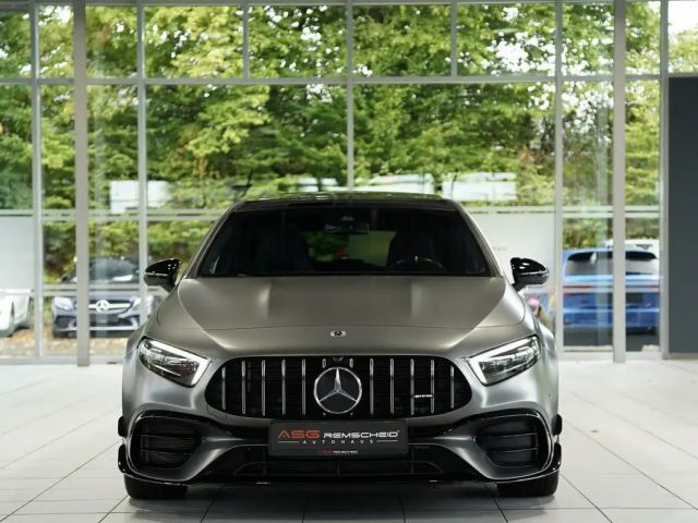Mercedes-Benz A 45 AMG