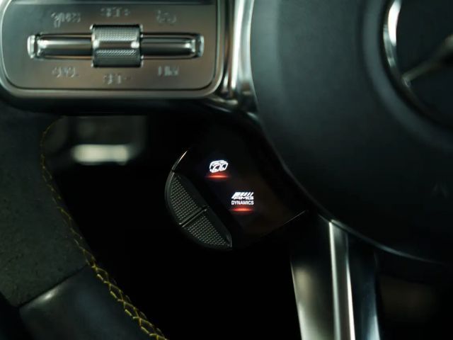 Mercedes-Benz A 45 AMG
