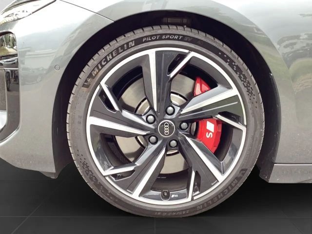 Audi S6 e-tron