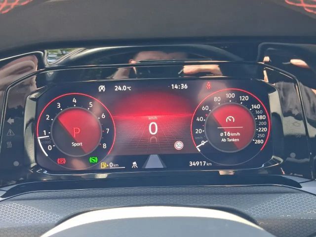 Volkswagen Golf GTI