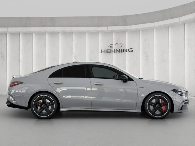 Mercedes-Benz CLA 45 AMG