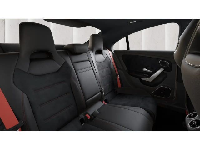 Mercedes-Benz CLA 45 AMG