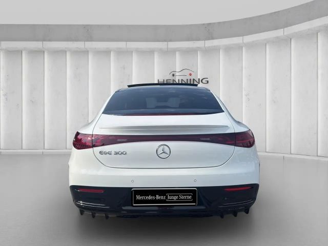 Mercedes-Benz EQE 300