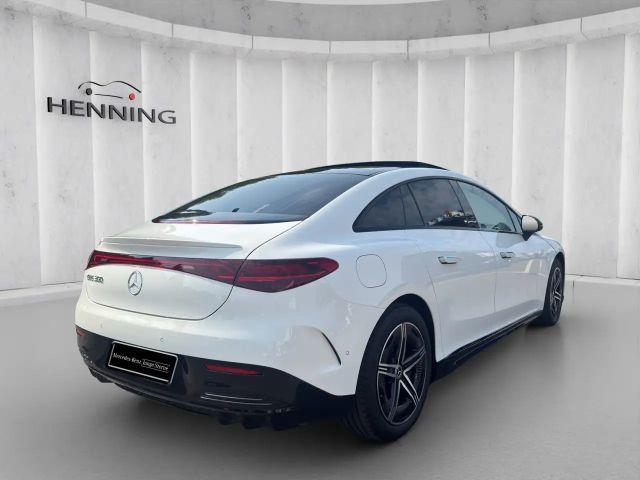 Mercedes-Benz EQE 300