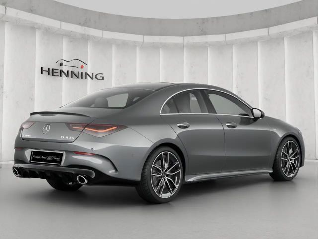 Mercedes-Benz CLA 35 AMG