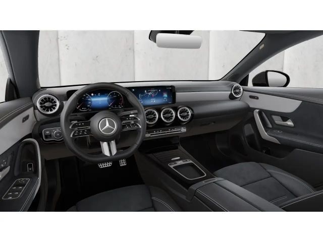 Mercedes-Benz CLA 220