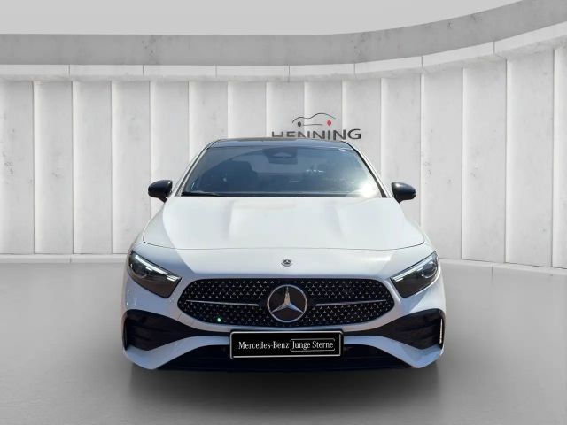 Mercedes-Benz A 220
