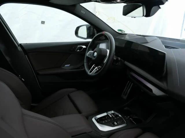 BMW 235