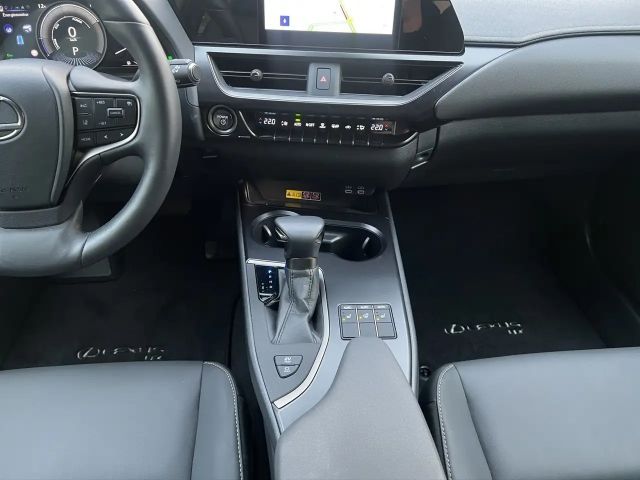 Lexus UX 250h