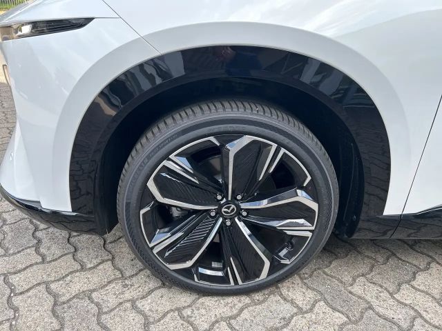 Mazda CX-6e