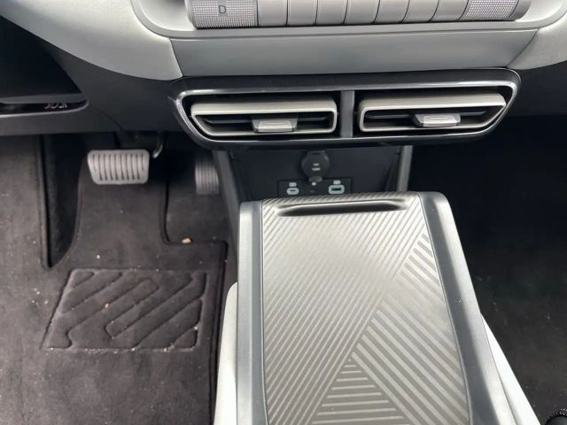 BYD Dolphin Surf