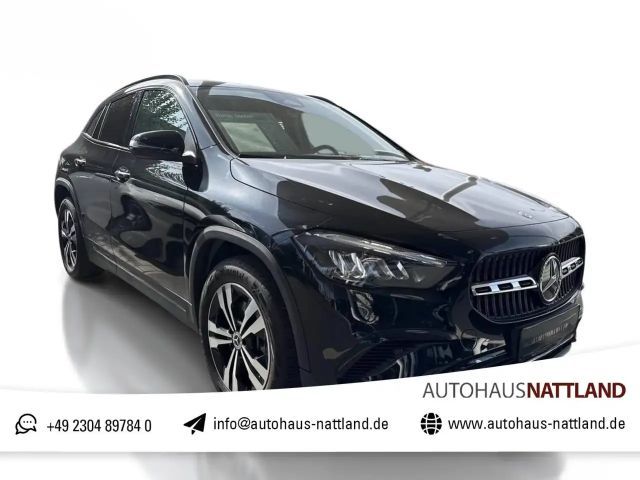 Mercedes-Benz GLA 220 4Matic Progressive RFK Leder Distronic 2024 Benzine