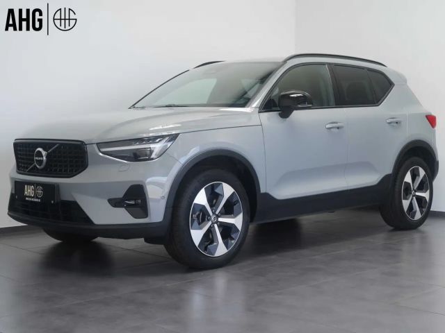 Volvo XC40 B3 B Plus Dark GOOGLE/LED/360°/LM19"/AHK 2024 Benzine