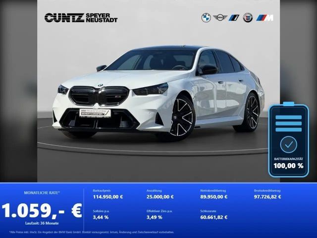 BMW M5 Limousine ab 1,99% eff. / 1.000,- Zubehör Gutschei 2025 Hybride / Benzine