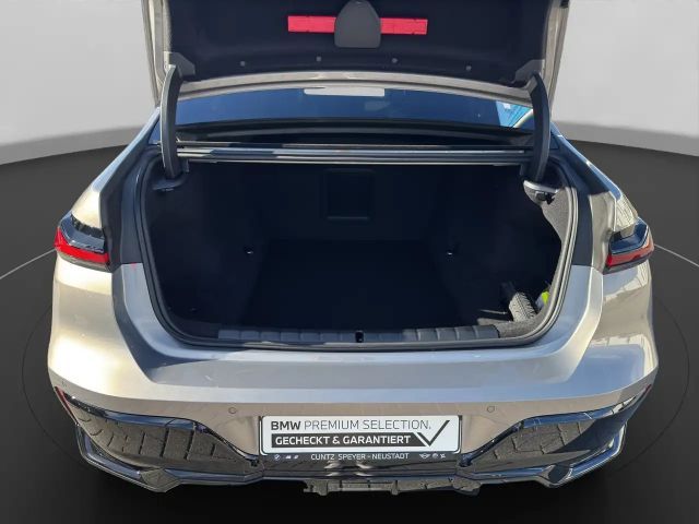 BMW 740