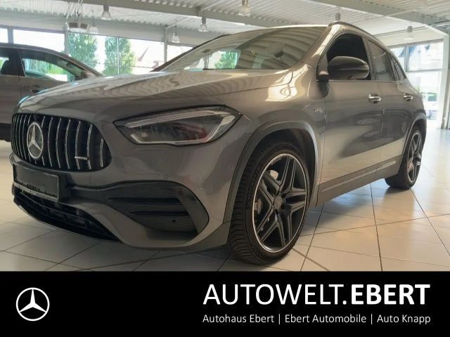 Mercedes-Benz GLA 35 AMG Pano AHK KeyGo MLED HighEndMBUX Night 2022 Benzine