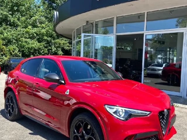 Alfa Romeo Stelvio Quadrifoglio Q4 2022 Benzine