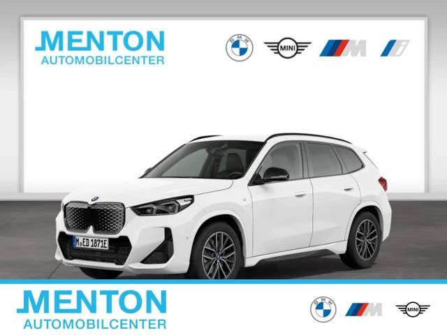 BMW iX1 xDrive30 M Sportpaket HK HiFi DAB LED Shz 2023 Elektrisch