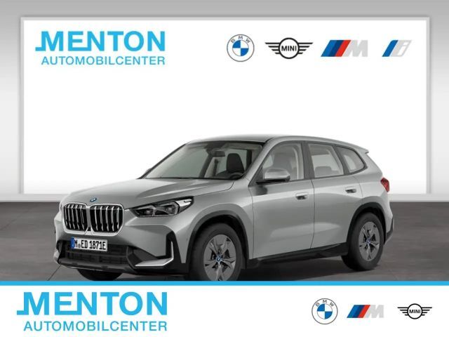 BMW iX1 xDrive30 (ab 2022) Head-Up DAB LED RFK Shz 2023 Elektrisch