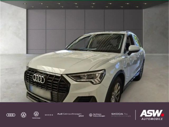 Audi Q3 advanced 35TFSI S tronic LED NAVI SHZ RFK AHK 2023 Benzine