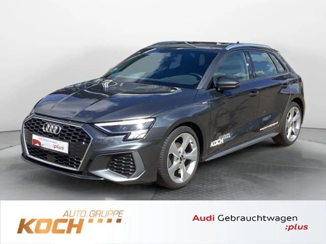 Audi A3 35 TFSI S-Tronic., S-Line, AHK, LED 2023 Benzine
