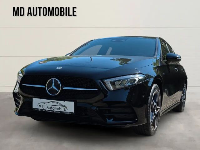 Mercedes-Benz A 250 e AMG LINE Edition 2020 2021 Hybride / Benzine