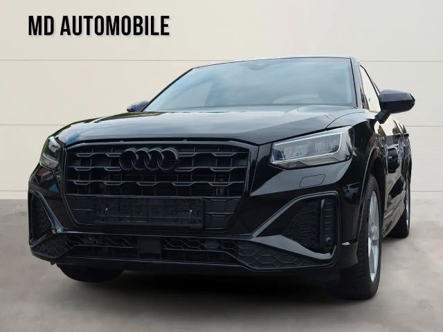 Audi Q2 35 TFSI S line LED Navi Kamera Panorama 2024 Benzine