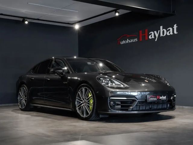 Porsche Panamera 4 E-Hybrid Plat. Edition-PCCB-HA-Inno 2023 Hybride / Benzine