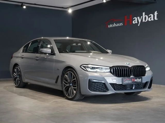 BMW 545 e xDr M Sport LCProf-LED-ACC-RFK-H&K-ad.Fwk 2022 Hybride / Benzine