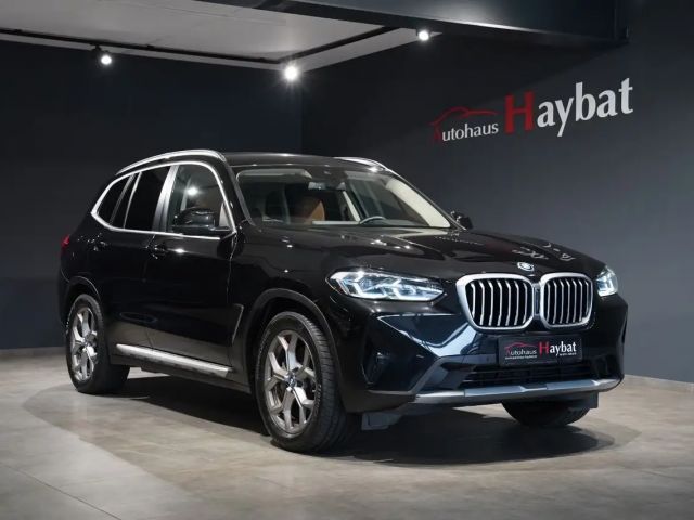 BMW X3 xDr 30e LCProf-Laser-Pano-HuD-RFK-Sportsite 2023 Hybride / Benzine