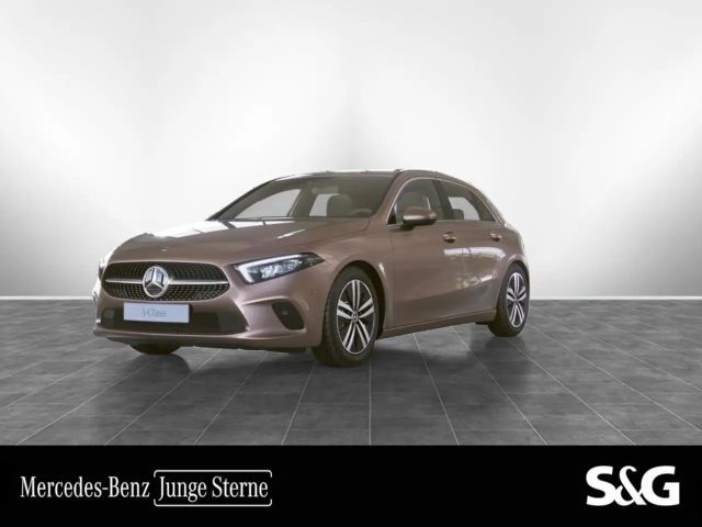 Mercedes-Benz A 180 Progressive MBUX+LED+CARPLAY+17" 2022 Benzine