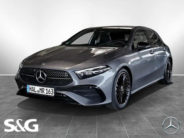 Mercedes-Benz A 200 AMG MBUX+360°+M-LED+Pano+Night+Distro+19LM 2026 Benzine