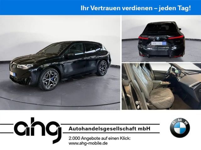 BMW iX xDrive40 Edition Sport Pano AHK Soft-Close 22 2023 Elektrisch