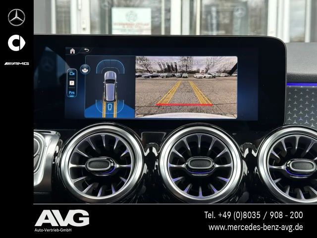 Mercedes-Benz GLB 200