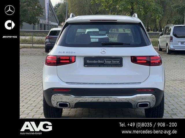 Mercedes-Benz GLB 200