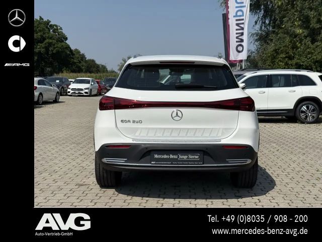 Mercedes-Benz EQA 250