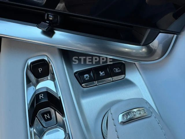 Corvette C8
