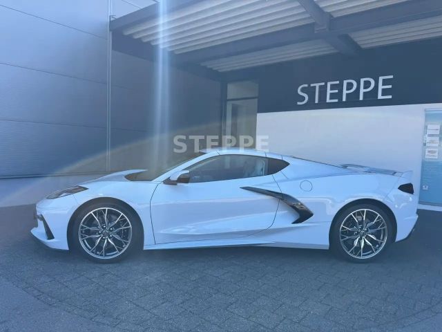 Corvette C8