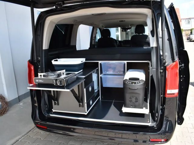 Mercedes-Benz V 250