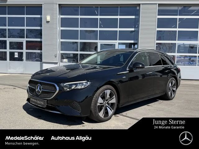 Mercedes-Benz E 300 E 300 T de Avantgarde 19" AHK Kamera Distronic LED 2025 Hybride / Diesel