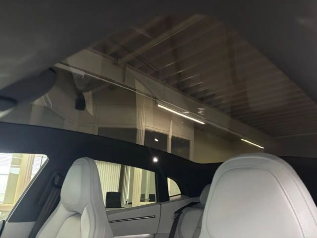 Polestar 4