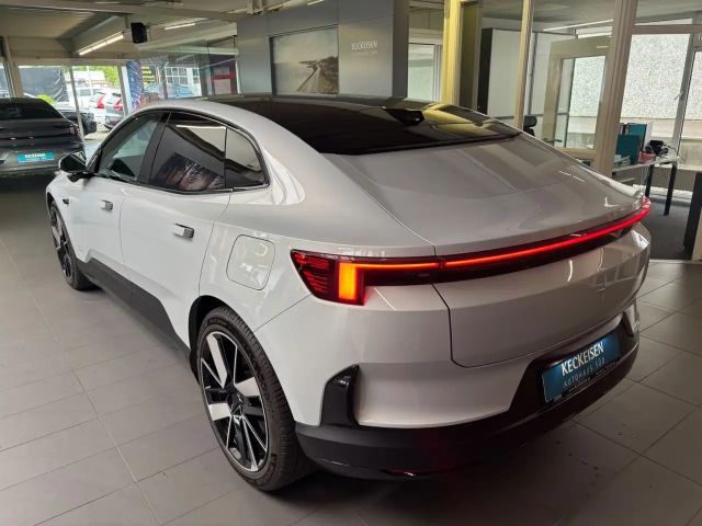 Polestar 4