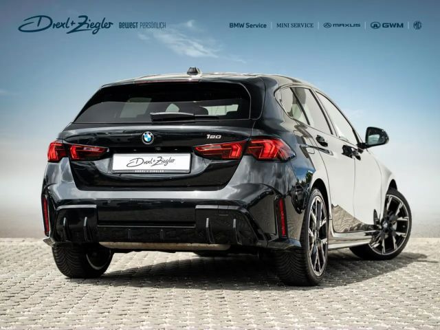 BMW 120